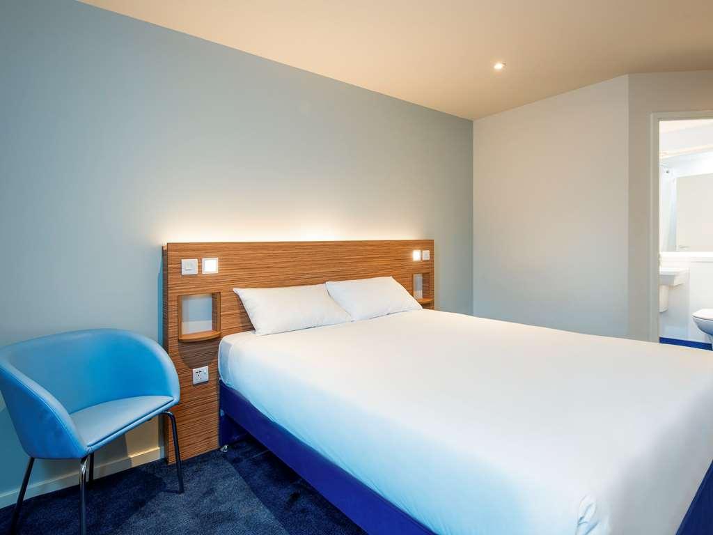 Ibis Budget West Thurrock Grays Екстер'єр фото